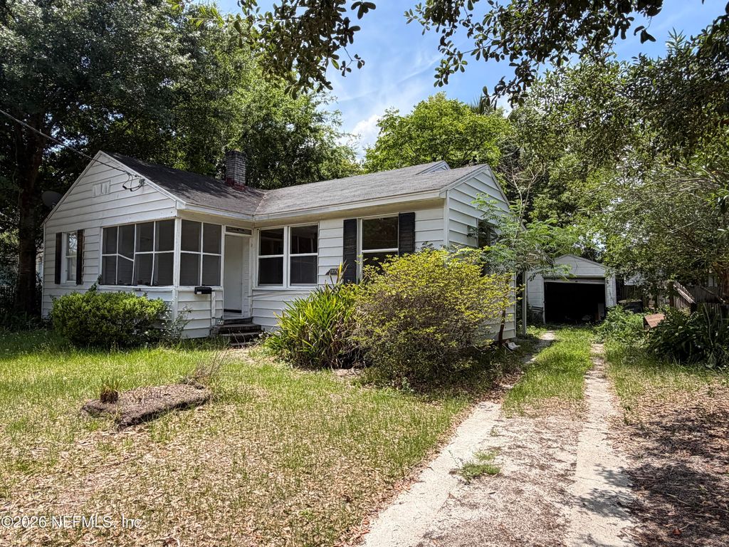 1336 PINEGROVE Court, Jacksonville, FL 32205