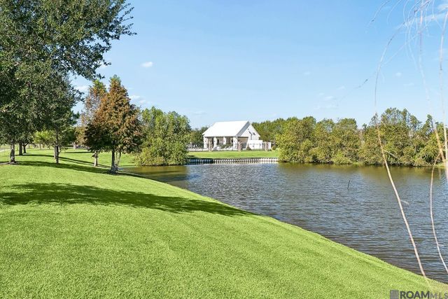 2720 Lexington Lakes Ave, Baton Rouge, LA 70810