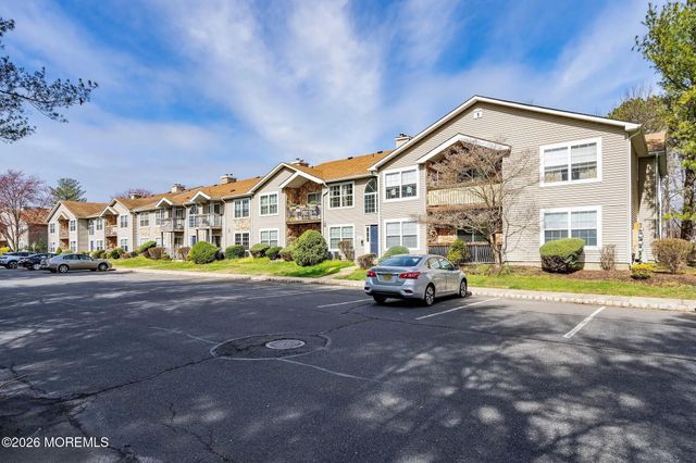 84 Diane Drive, Tinton Falls, NJ 07753