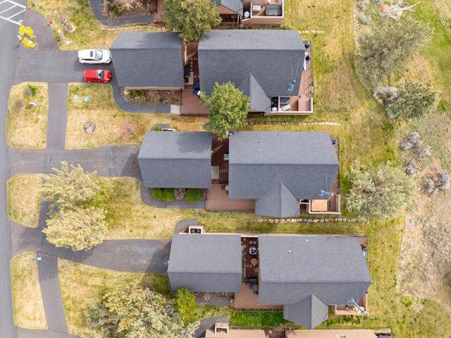 1845 Cinnamon Teal Drive, Redmond, OR 97756