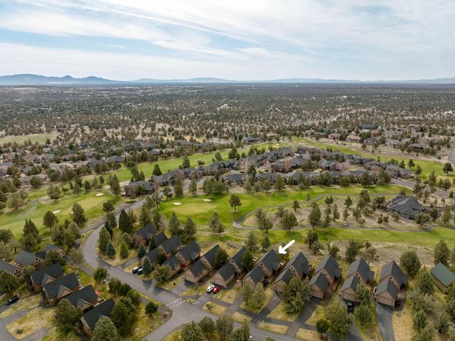 1845 Cinnamon Teal Drive, Redmond, OR 97756