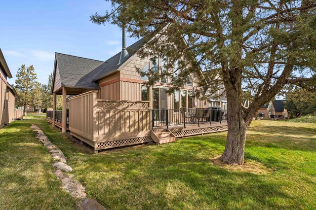 1845 Cinnamon Teal Drive, Redmond, OR 97756