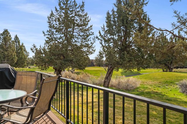 1845 Cinnamon Teal Drive, Redmond, OR 97756