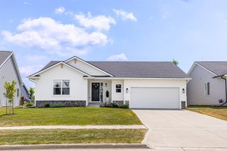 3624 NE Winding Trail Drive, Ankeny, IA 50021