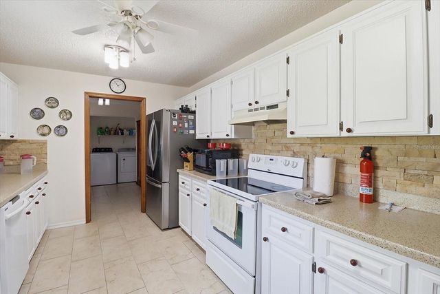 8049 SW 100TH STREET ROAD, Ocala, FL 34481