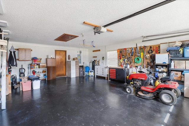 8049 SW 100TH STREET ROAD, Ocala, FL 34481