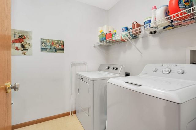 15973 Flotilla Trail 300, Apple Valley, MN 55124