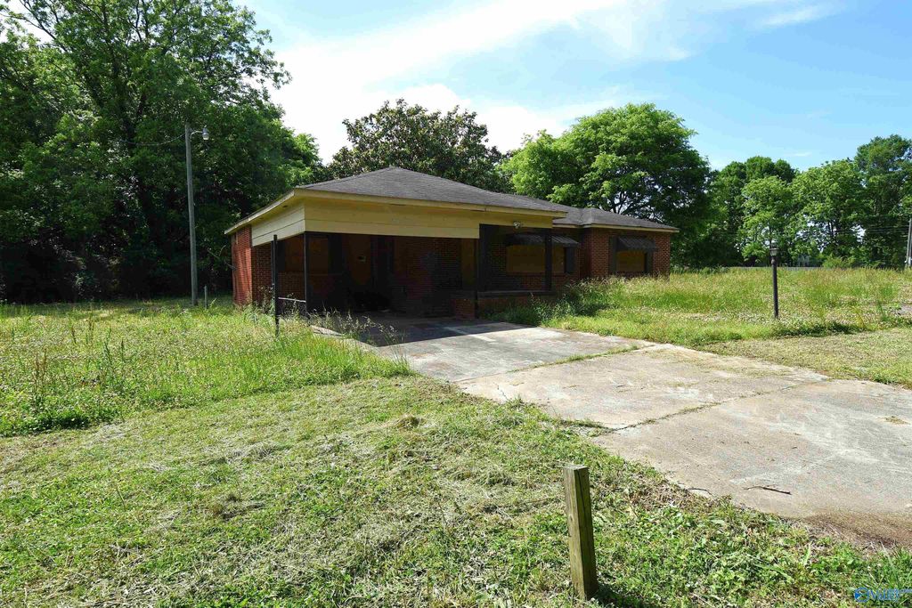 1211 23rd Avenue, Decatur, AL 35601