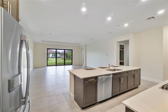 11785 S WATERWAY Circle, Parkland, FL 33076