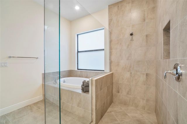11785 S WATERWAY Circle, Parkland, FL 33076