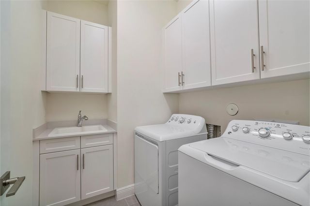 11785 S WATERWAY Circle, Parkland, FL 33076