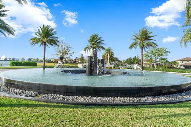11785 S WATERWAY Circle, Parkland, FL 33076