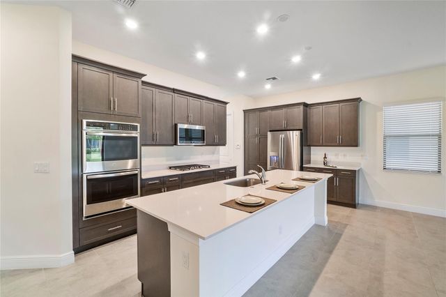 11785 S WATERWAY Circle, Parkland, FL 33076