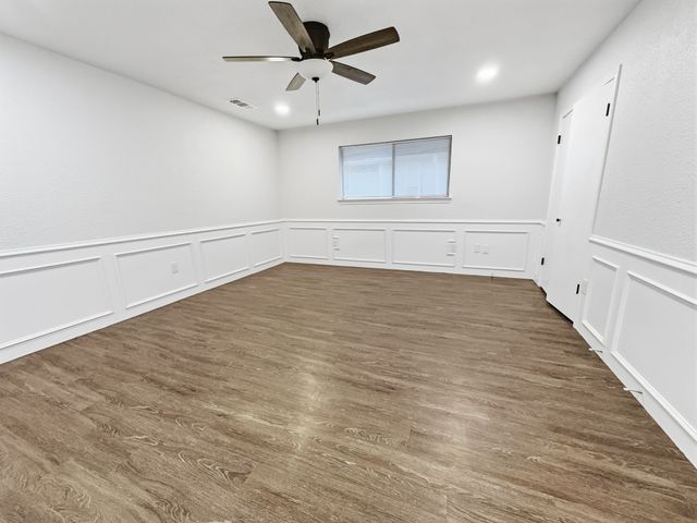 2409 Castle Street, Irving, TX 75038
