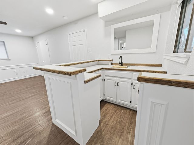 2409 Castle Street, Irving, TX 75038
