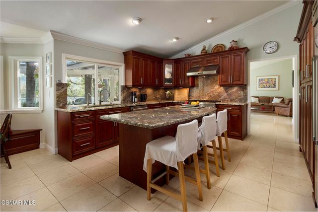 12916 Sunny Lane, Camarillo, CA 93012