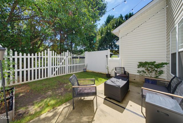 2543 Asher View Court, Raleigh, NC 27606