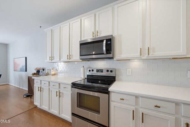 2543 Asher View Court, Raleigh, NC 27606