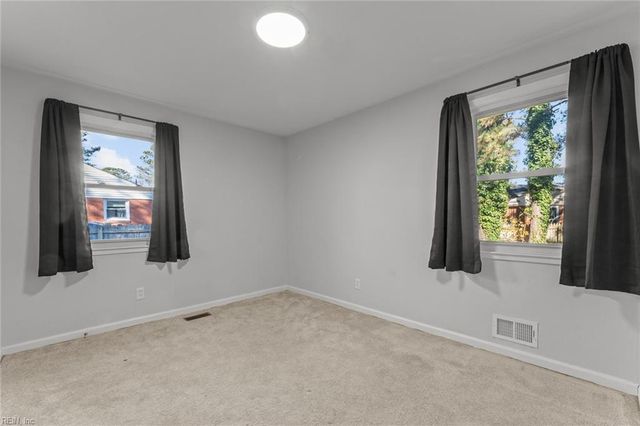 2629 Gilmerton RD, Chesapeake, VA 23323