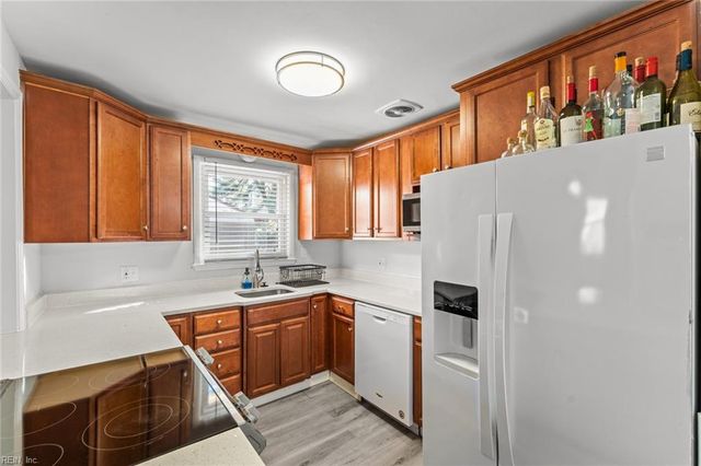 2629 Gilmerton RD, Chesapeake, VA 23323