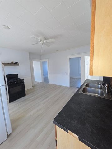 850 County St 3, New Bedford, MA 02721