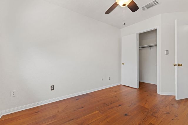 8400 Steamline CIR, Austin, TX 78745