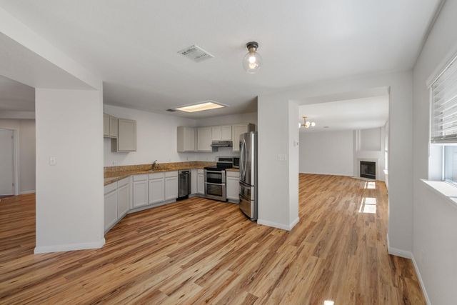 8400 Steamline CIR, Austin, TX 78745