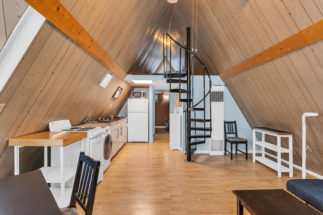 1110 Cambridge Drive, Cambridge Twp, MI 49265