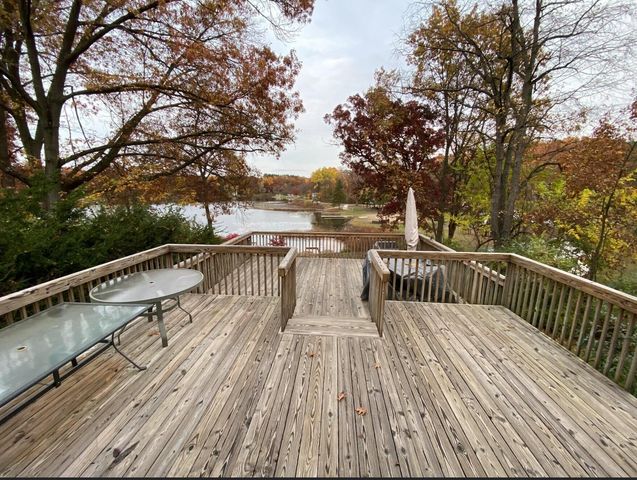 1110 Cambridge Drive, Cambridge Twp, MI 49265