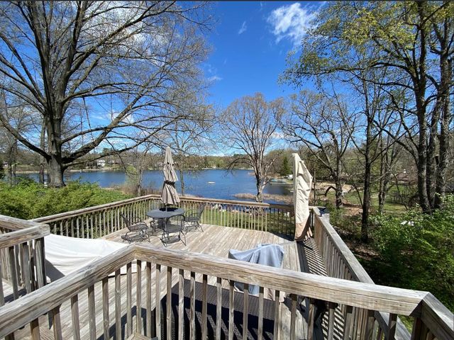 1110 Cambridge Drive, Cambridge Twp, MI 49265