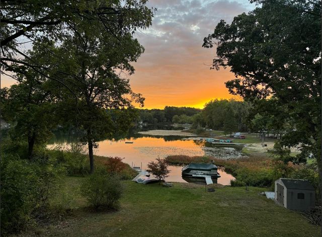 1110 Cambridge Drive, Cambridge Twp, MI 49265