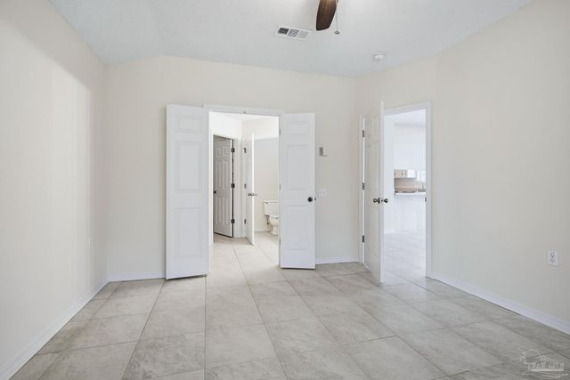 1613 Governors Dr, Pensacola, FL 32514