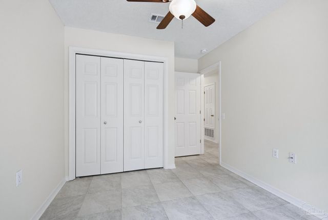 1613 Governors Dr, Pensacola, FL 32514