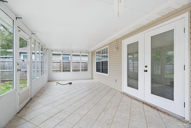 1613 Governors Dr, Pensacola, FL 32514