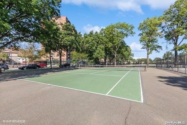 61-20 Grand Central Parkway B1402, Forest Hills, NY 11375