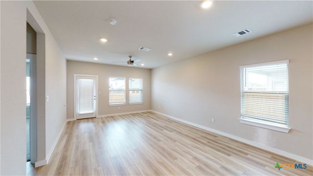 318 Dobson Drive, Killeen, TX 76549