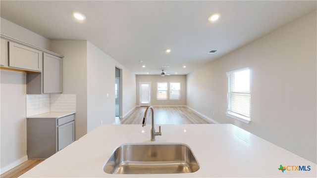 318 Dobson Drive, Killeen, TX 76549