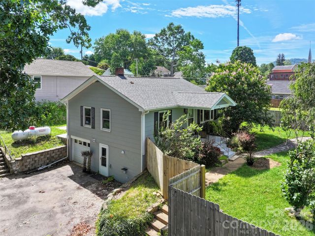 41 Cedar Street, Asheville, NC 28803