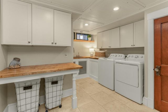 2129 Carroll Avenue, Saint Paul, MN 55104