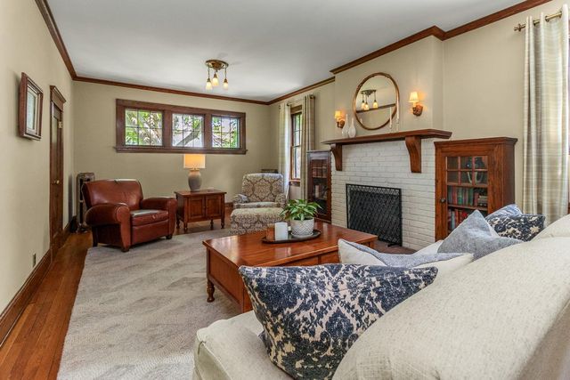 2129 Carroll Avenue, Saint Paul, MN 55104