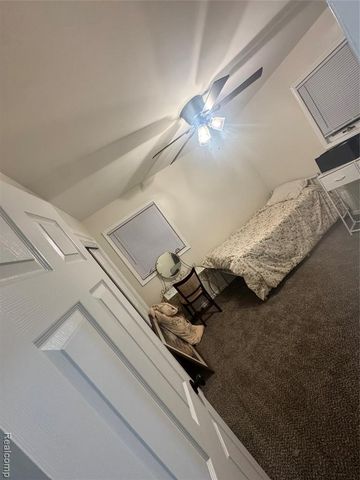 6512 Southfield Road, Detroit, MI 48228