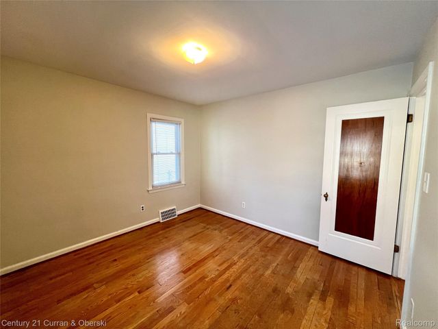 1525 Cherokee Avenue, Royal Oak, MI 48067