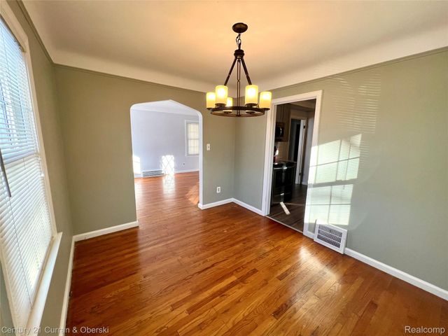 1525 Cherokee Avenue, Royal Oak, MI 48067