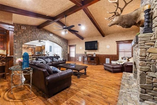 326 W Mile 11 N, Weslaco, TX 78599