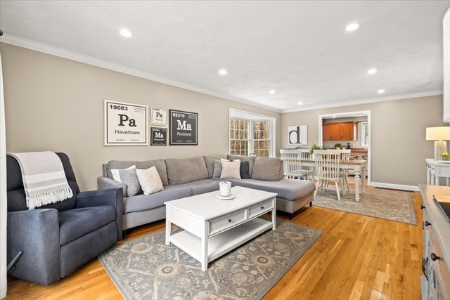 27 Brian Rd, Bridgewater, MA 02324