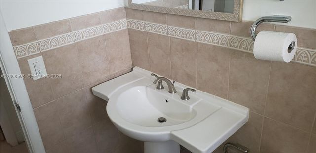 8351 Johnson Street, Pembroke Pines, FL 33024