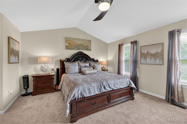 102 August Place, Florissant, MO 63034