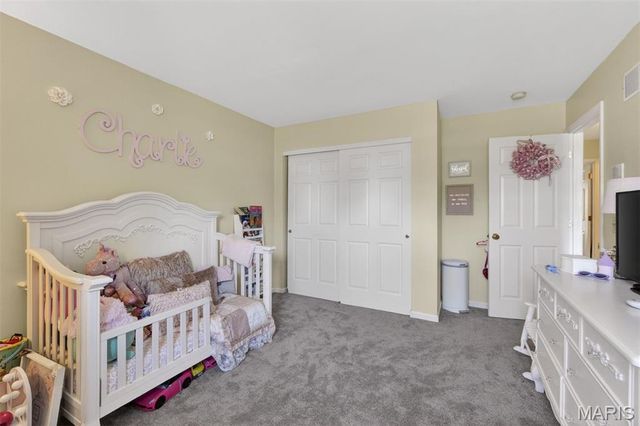 102 August Place, Florissant, MO 63034
