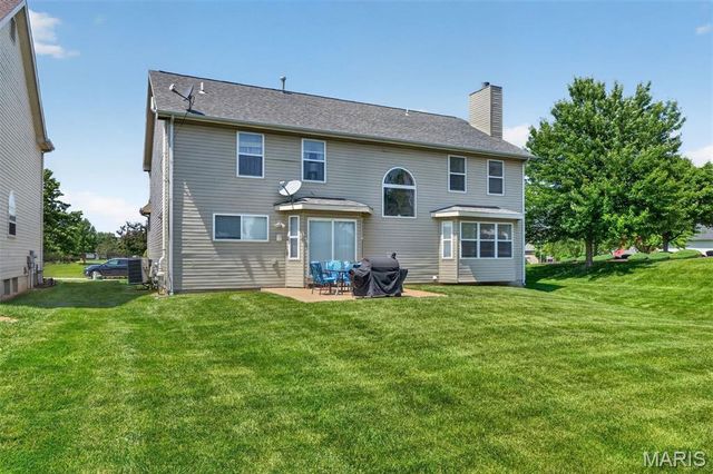 102 August Place, Florissant, MO 63034