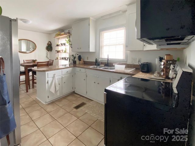 733 York Avenue S, Rock Hill, SC 29730